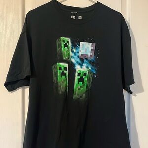 XL Minecraft tshirt GUC